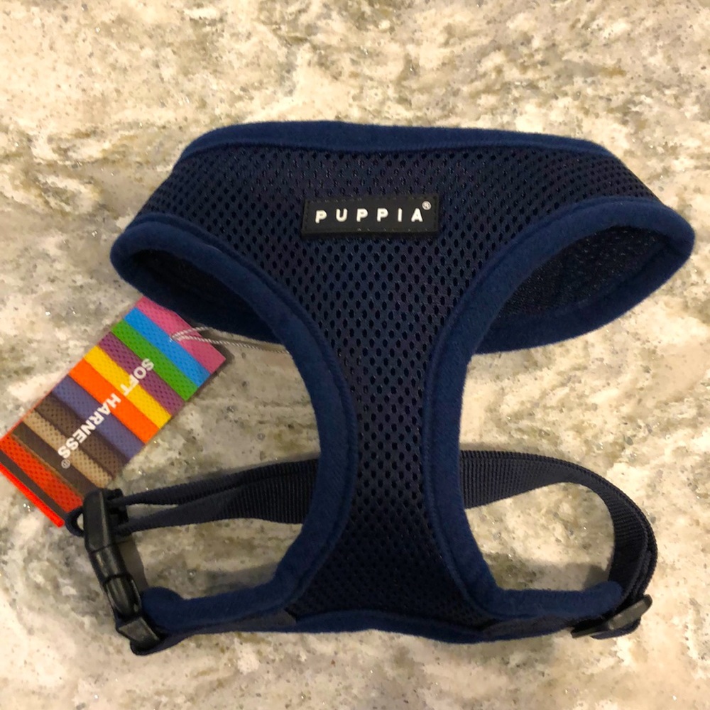 NWT Puppia medium soft dog harness, navy blue